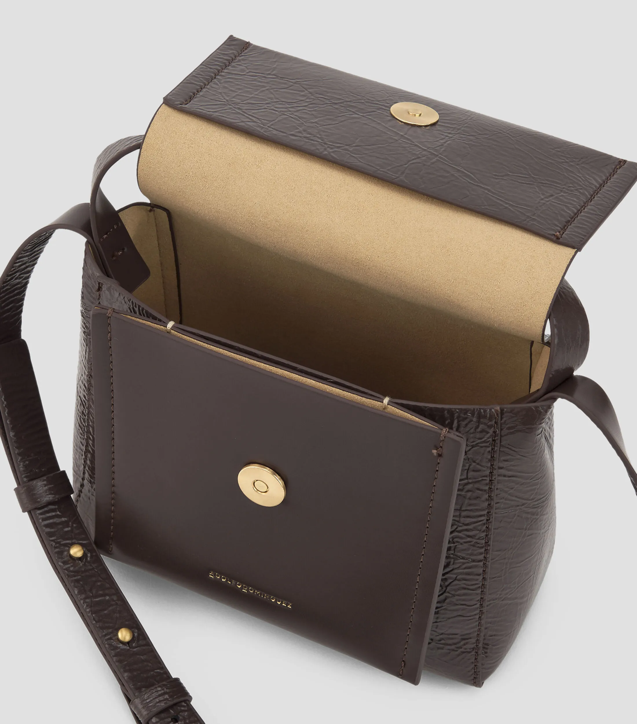 Adolfo Dominguez Bolso crossbody granulado Mujer