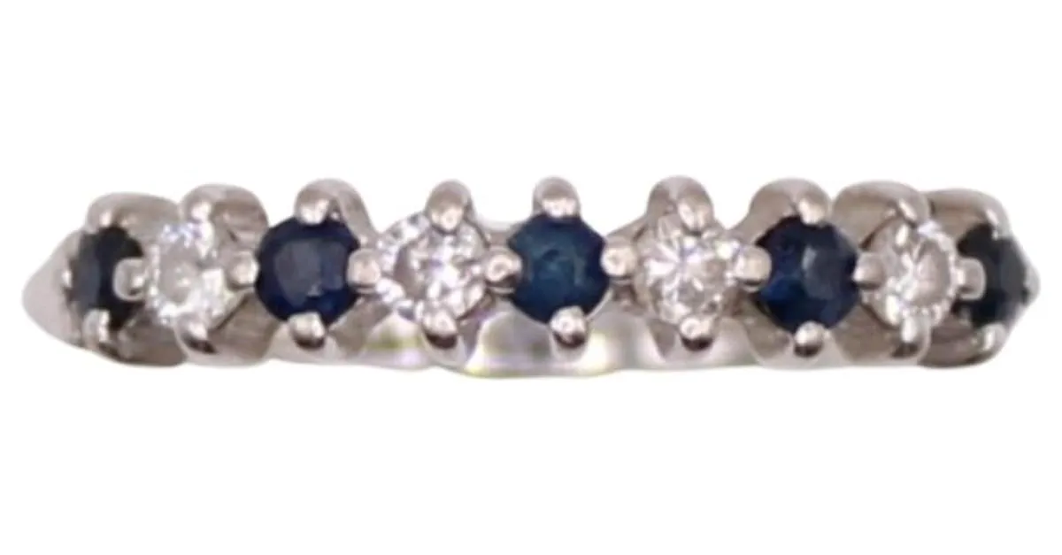 Autre Marque Alianza de oro blanco 750%o engastado con zafiros y diamantes Hardware de plata 