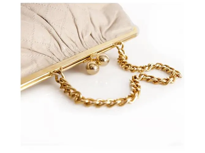 Autre Marque Daslu, cartera de mano de cuero acolchado beige 