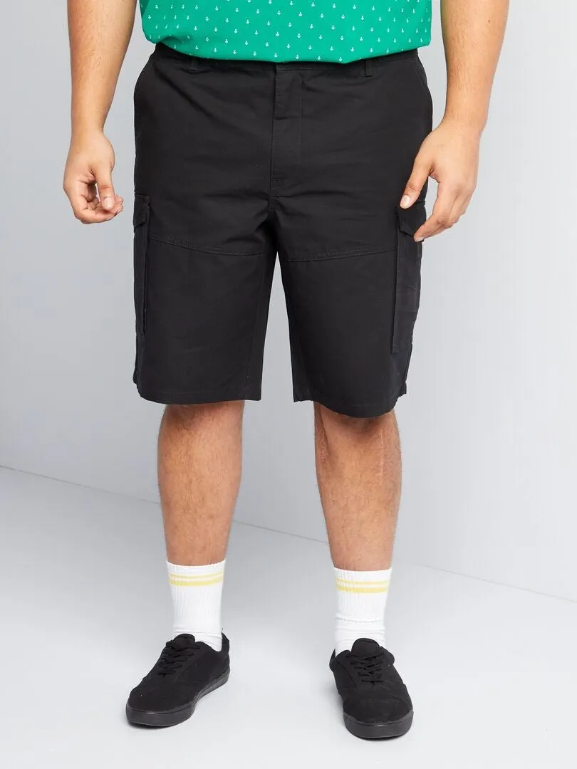 BERMUDAS CON BOLSILLOS CON SOLAPA  NEGRO