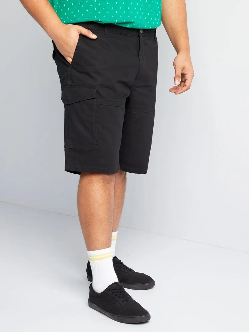 BERMUDAS CON BOLSILLOS CON SOLAPA  NEGRO