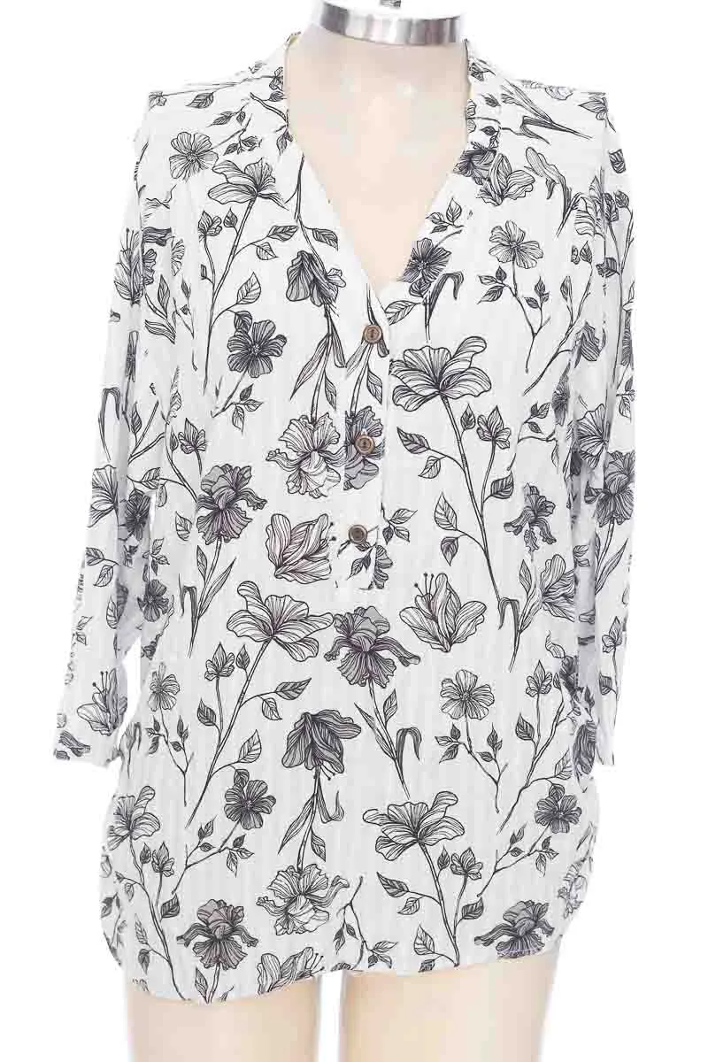 BLUSA COLOR BLANCO  ISIS