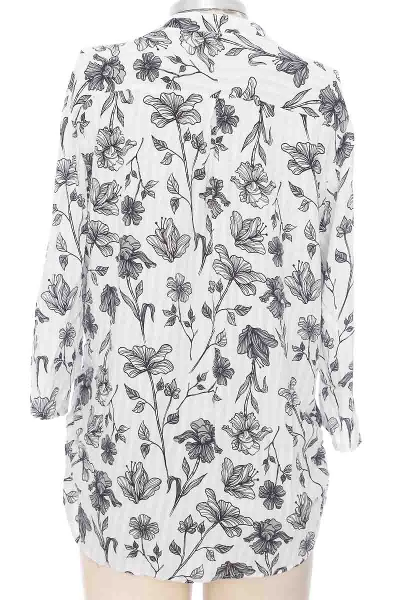 BLUSA COLOR BLANCO  ISIS