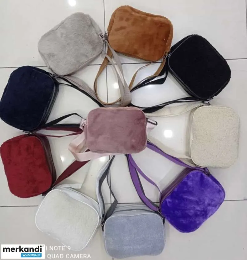 Bolsos de mujer Amplía tu colección de accesorios con bolsos de mujer de excelente calidad y variedad de modelos y variantes de 