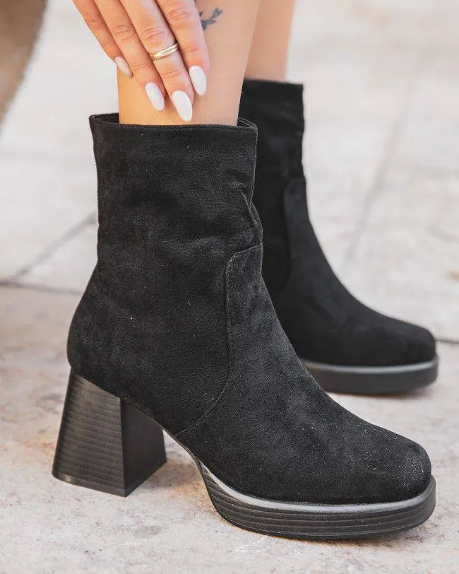BOTINES DE MUJER NEGROS CON TACóN  ABBIE