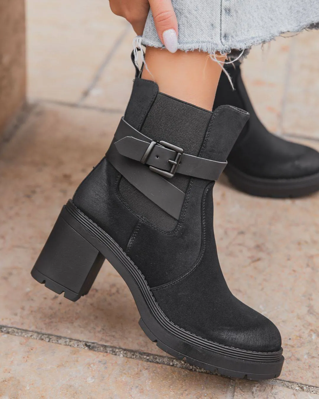 BOTINES DE MUJER NEGROS CON TACóN  DéBORAH