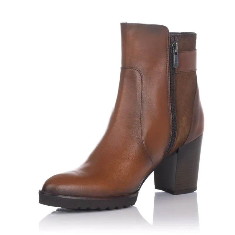 Botines De TacÓn Fluchos D8898 Mujer Cuero