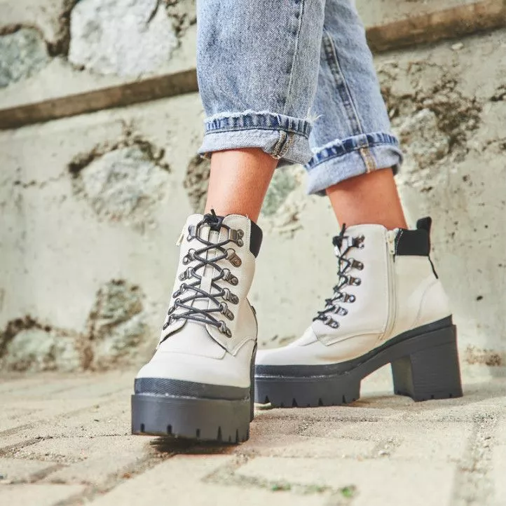 Botines tacón Owel adelaide blancos con cordones
