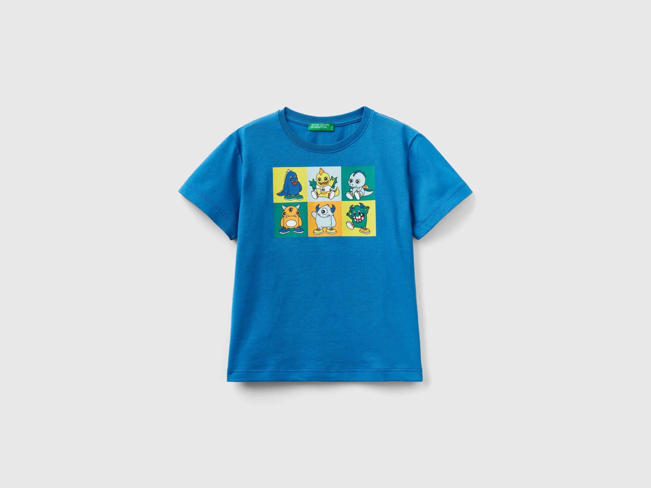 Camiseta con estampado de animalitos