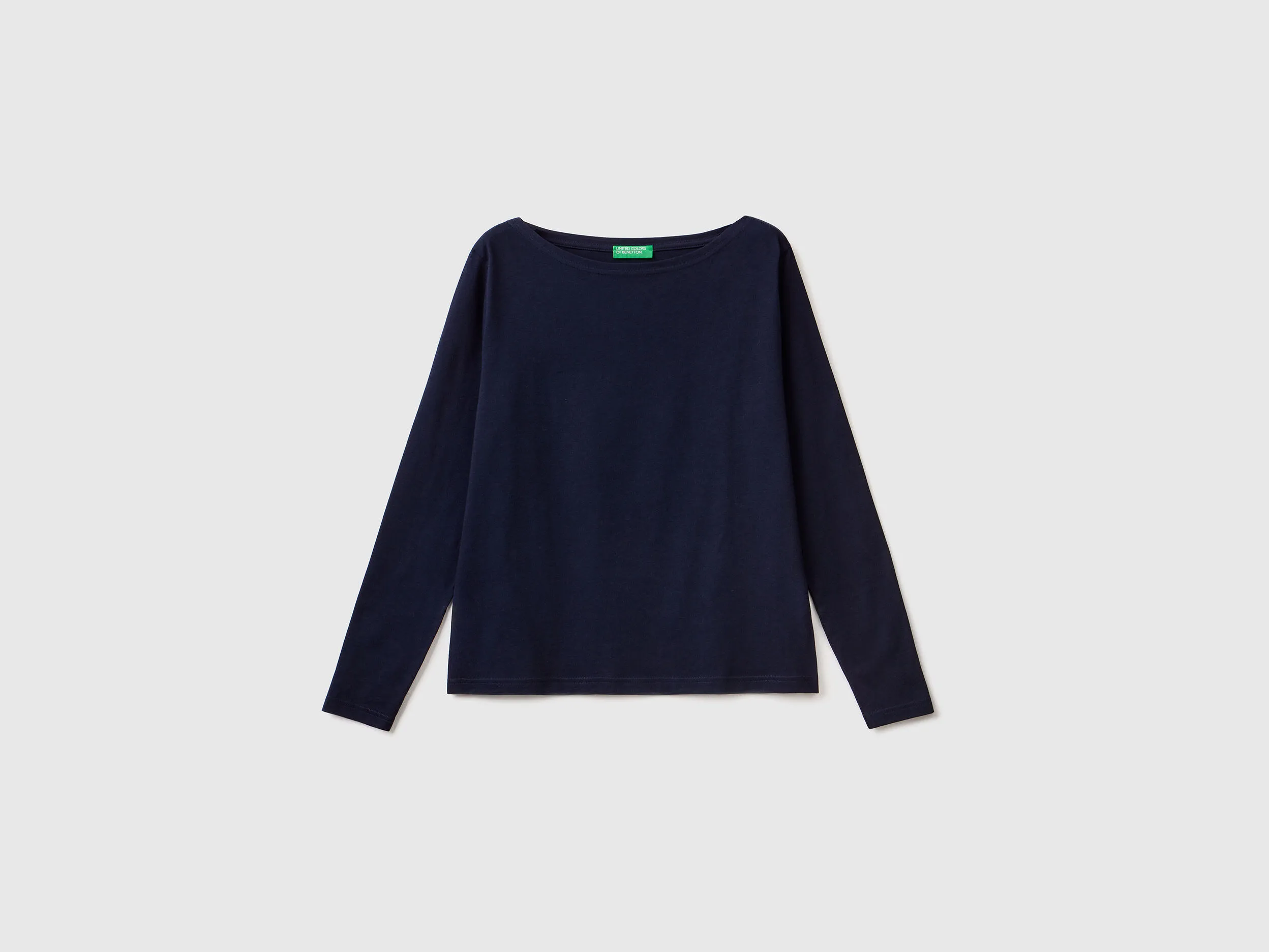 Camiseta de 100 % algodón con escote barco