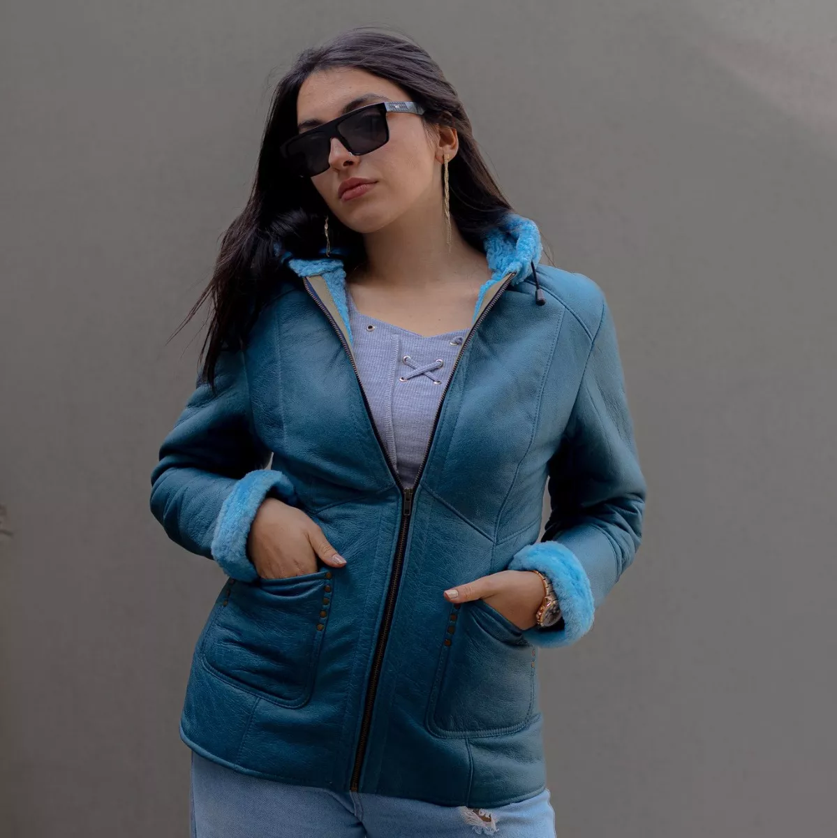 CAMPERA DE CUERO DE OVEJA DE MUJER AZUL  MODELO: 304