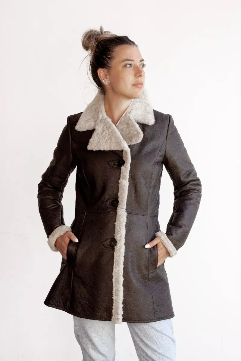 CAMPERA DE CUERO DE OVEJA DE MUJER  MODELO: SOL.H