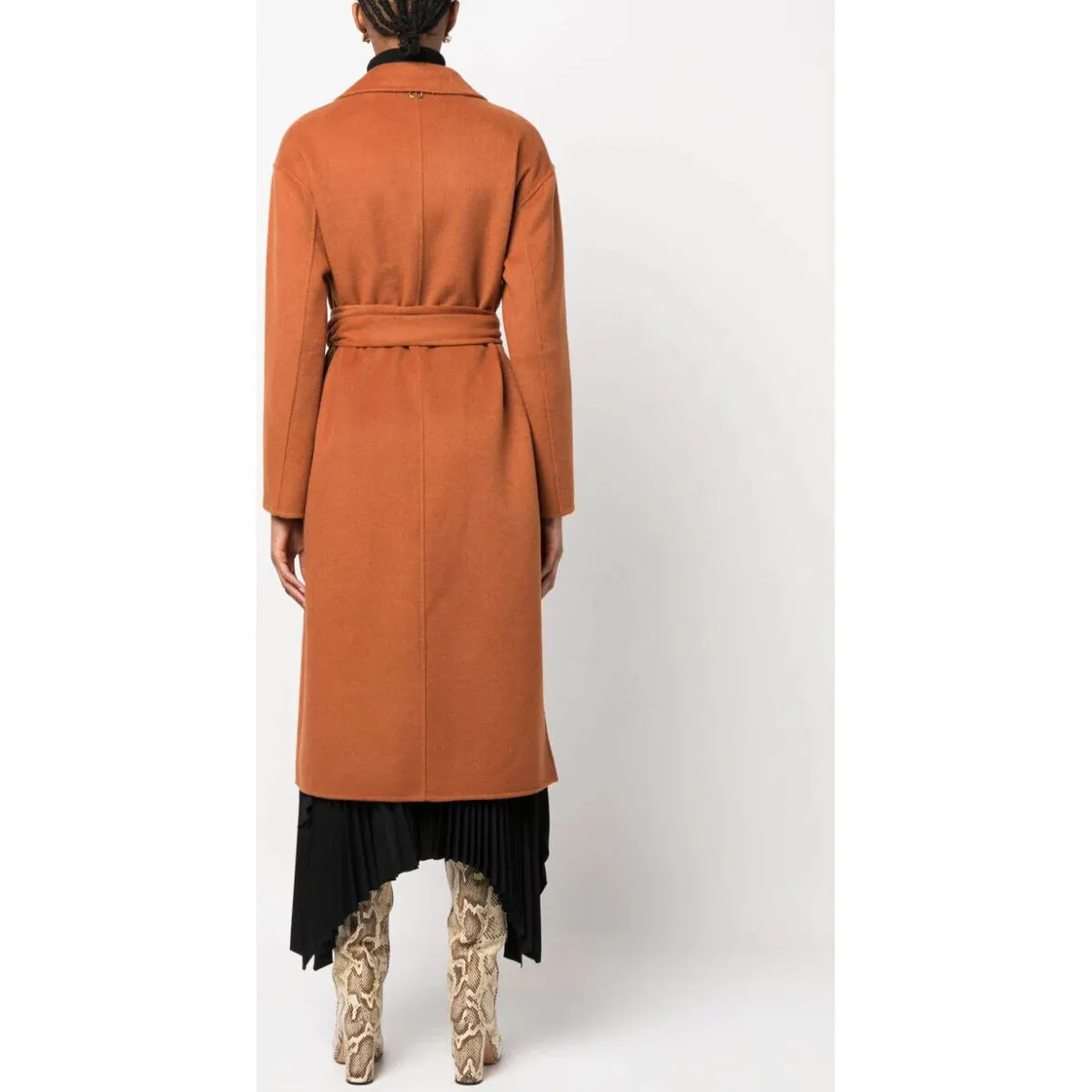 CAPPOTTO CON CINTURA OVAL T Art. 232TP2013