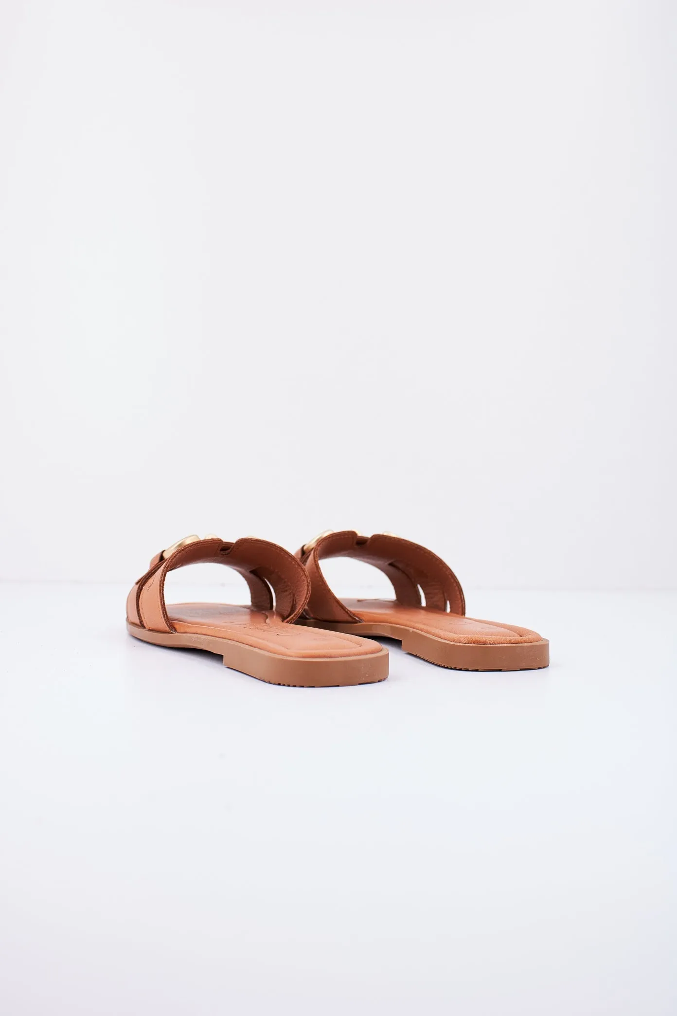 CARMELA 161570c
