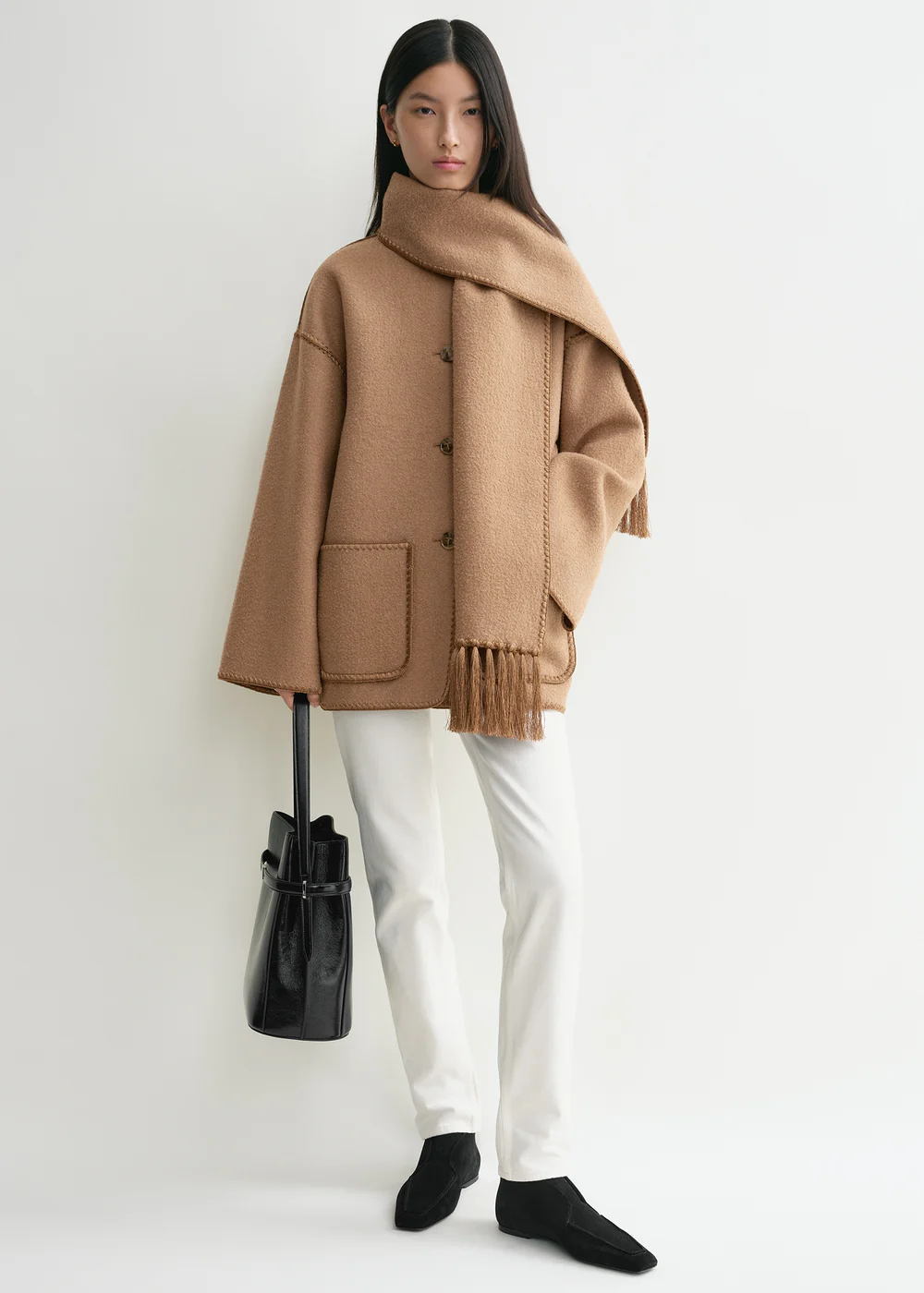 Chaqueta con pañuelo