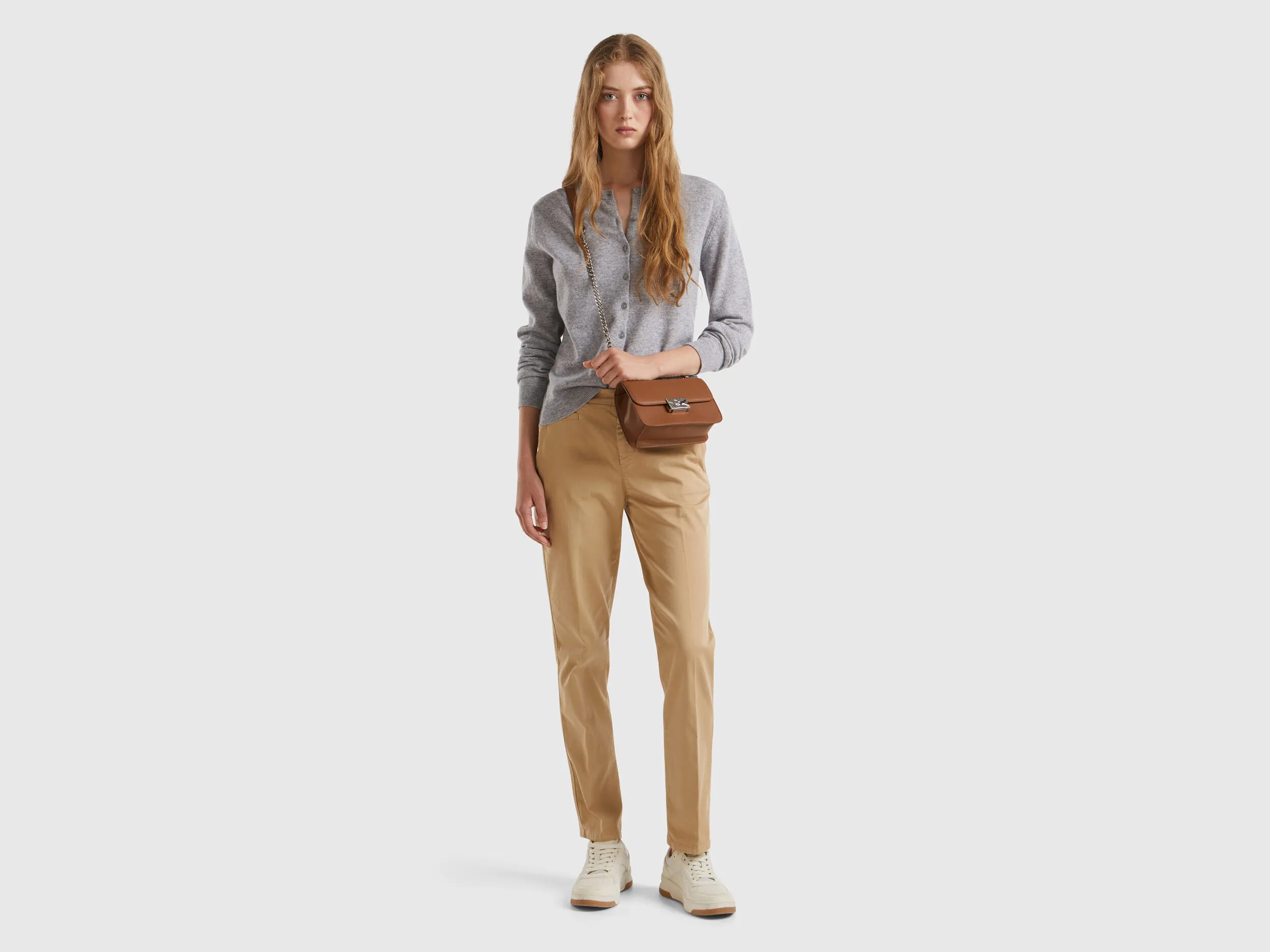 Chinos beige slim fit de algodón
