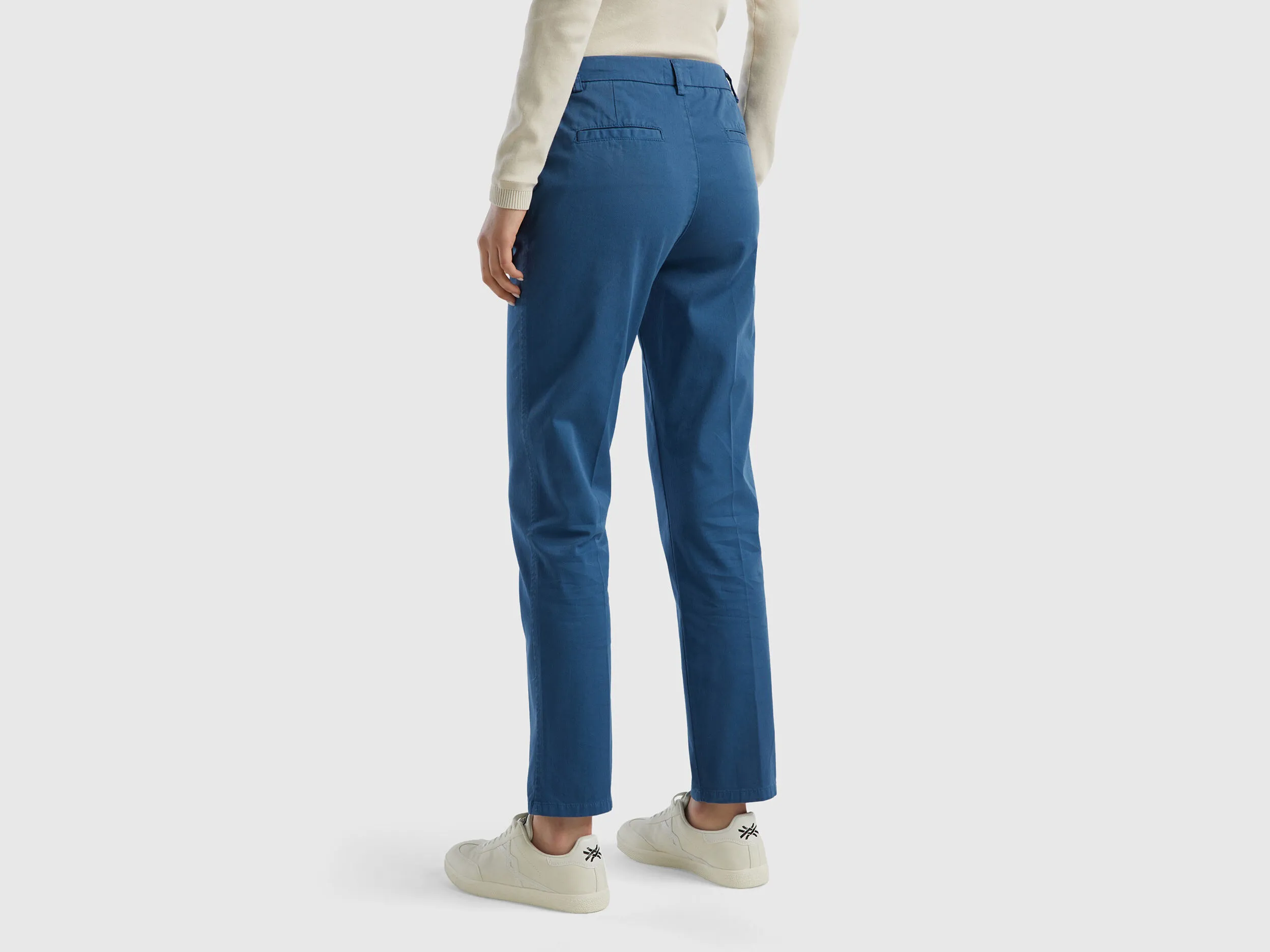 Chinos slim fit de algodón azul