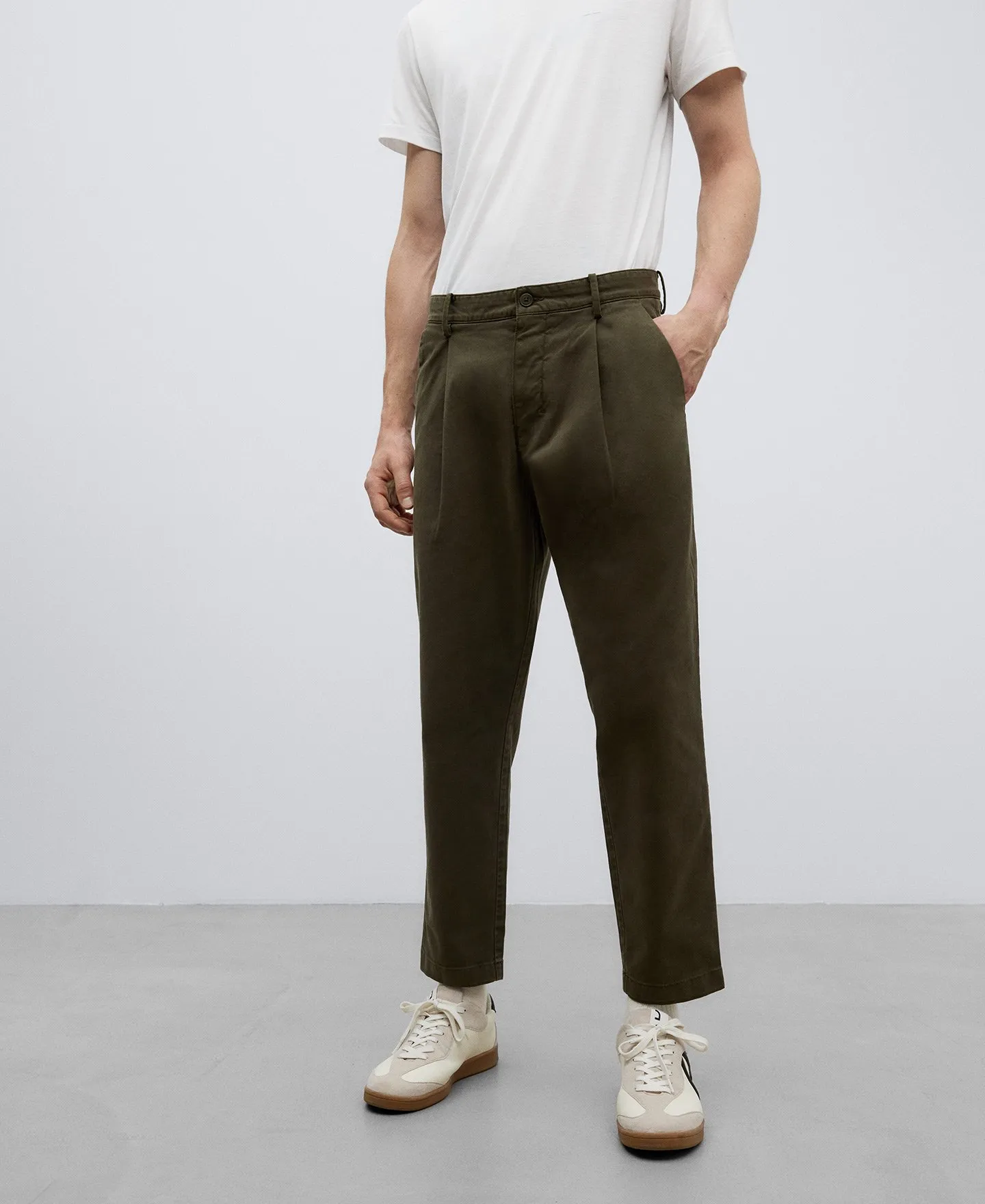 Cotton twill chino pants man