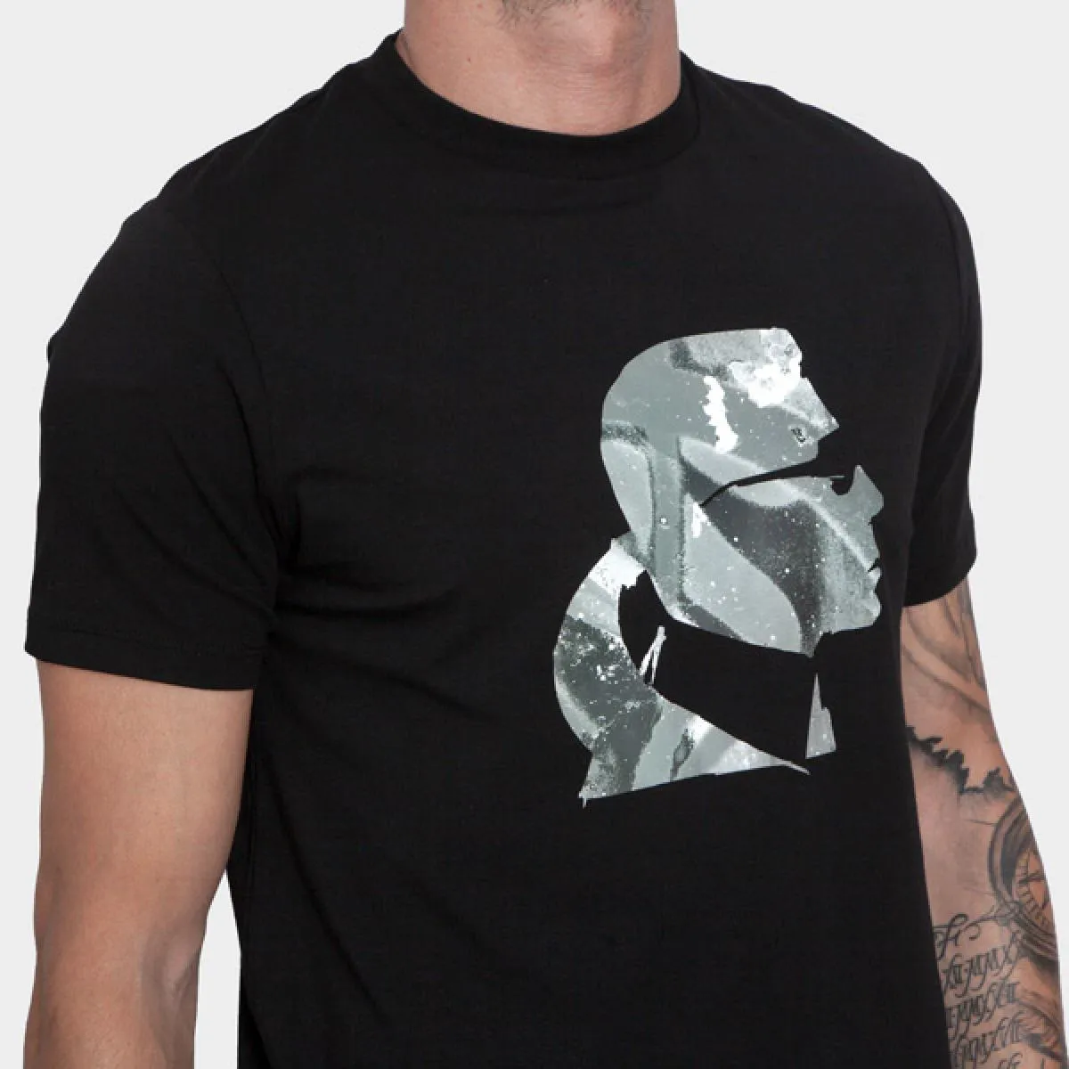 KARL LAGERFELD  CAMISETA NEGRA