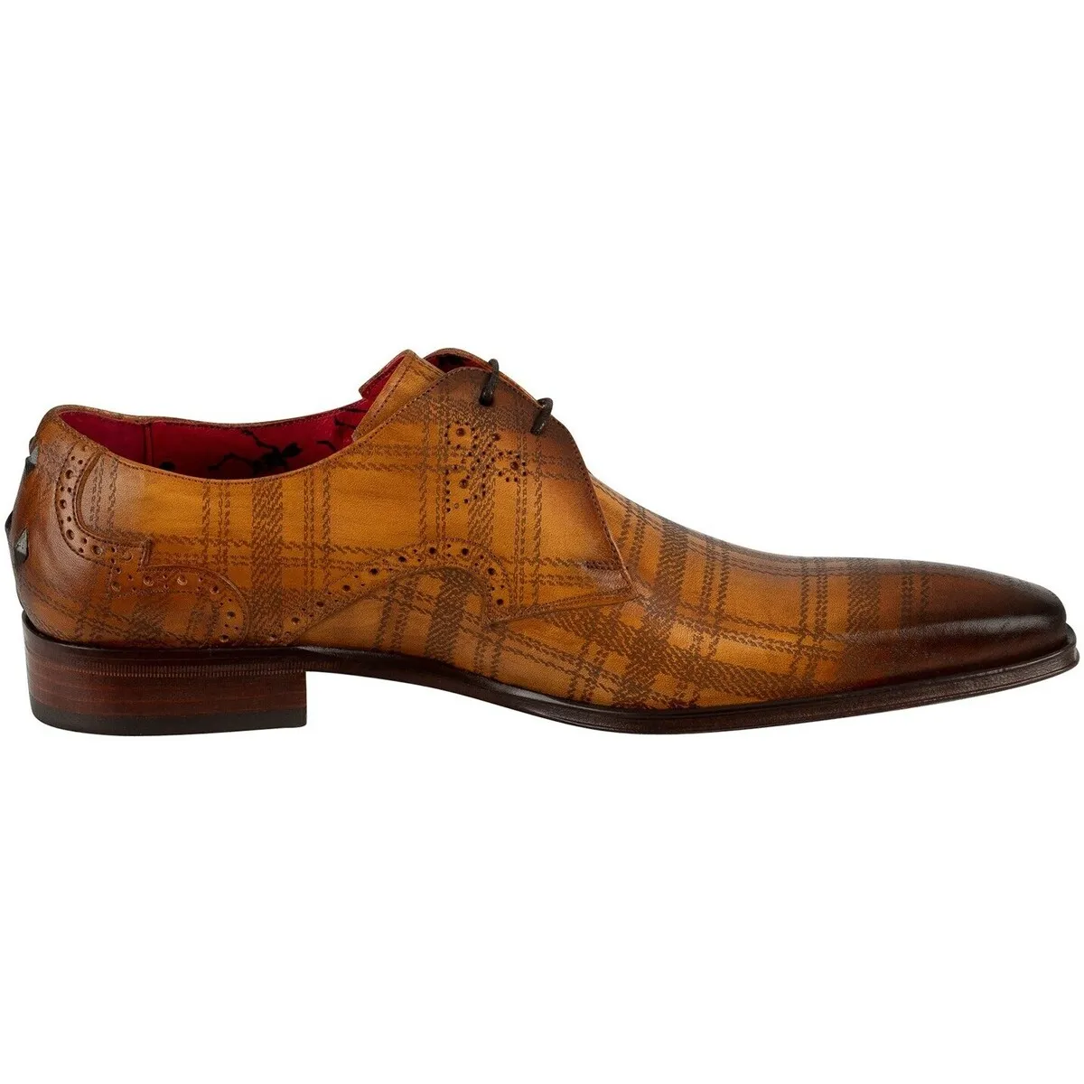 Los Zapatos De Cuero