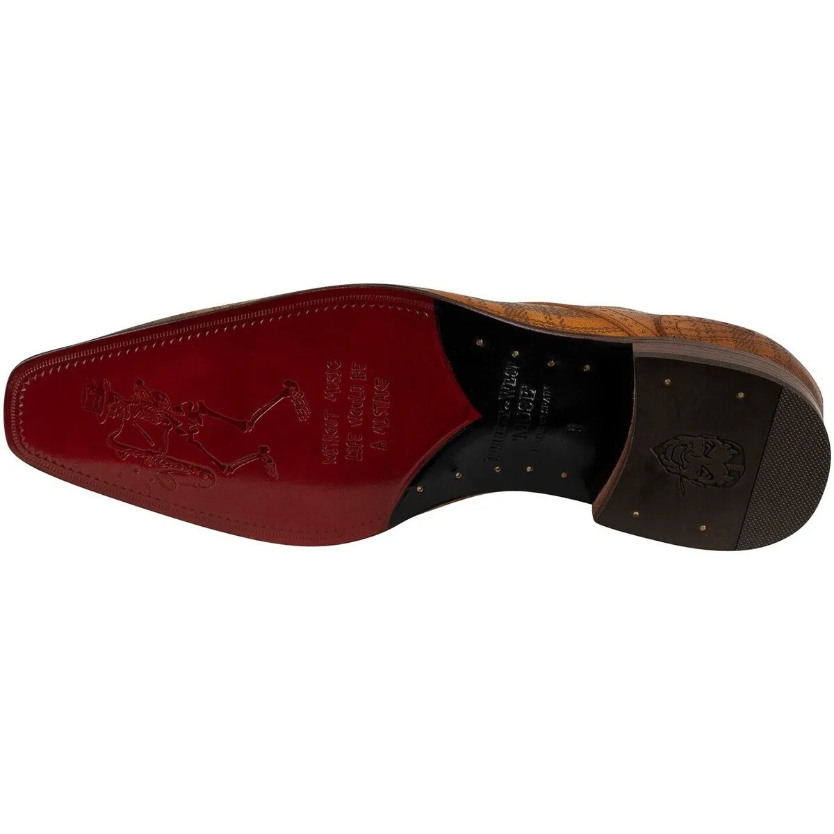 Los Zapatos De Cuero