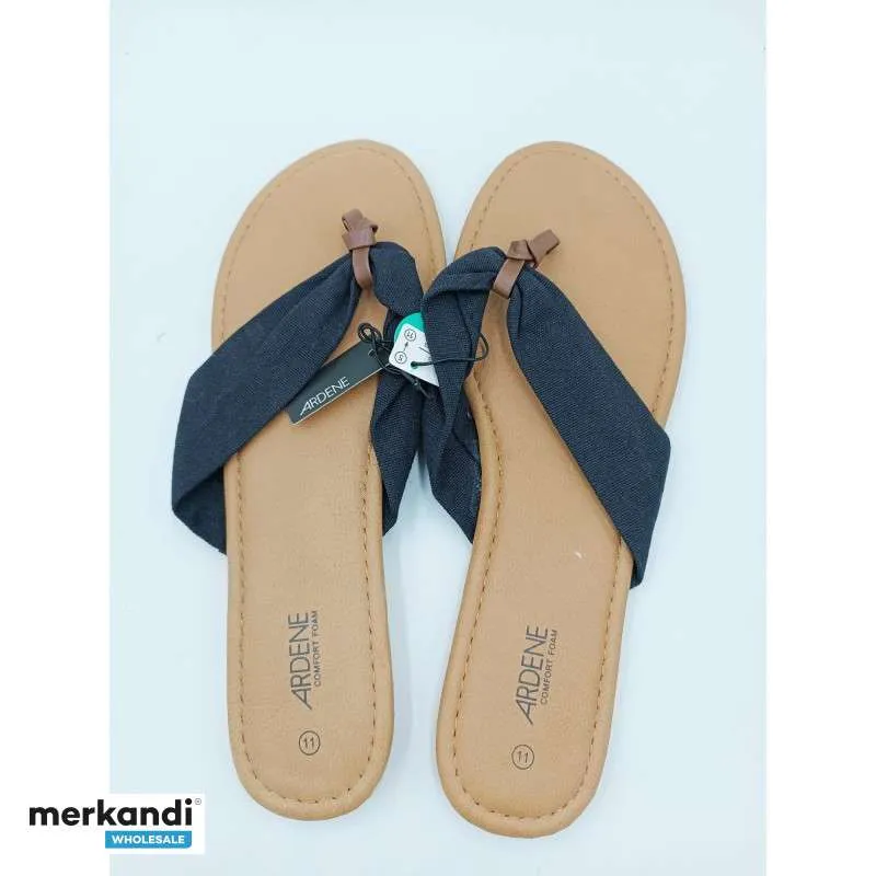 Lote de calzado femenino para verano: Variedad de estilos y tallas