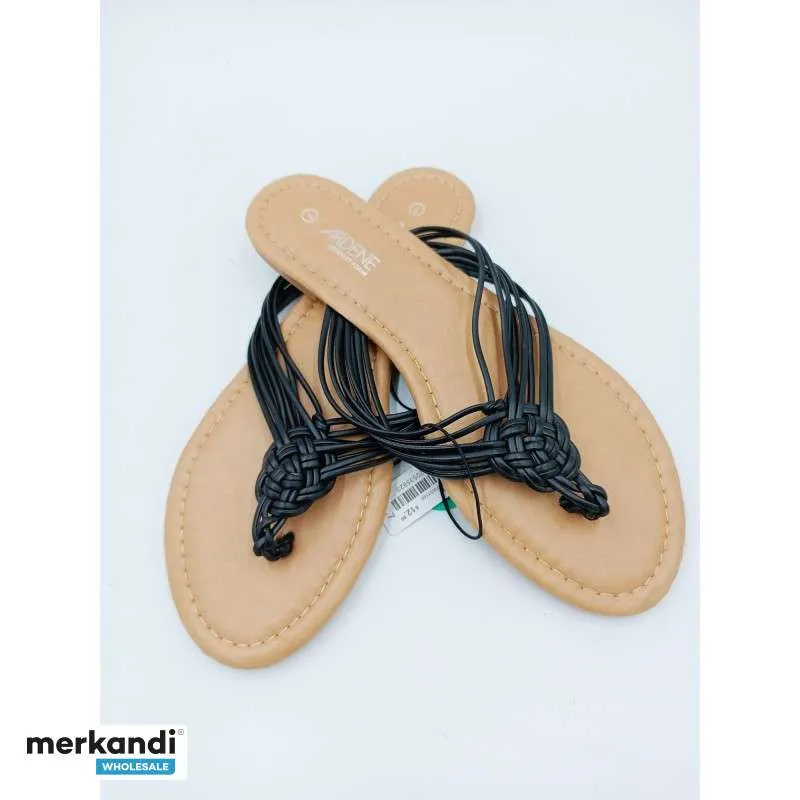 Lote de calzado femenino para verano: Variedad de estilos y tallas