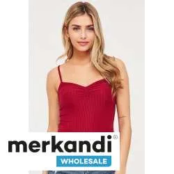 LOTE SURTIDO DE ROPA Y CALZADO DE MUJER DE VERANO  MARCAS RECONOCIDAS EUROPEAS