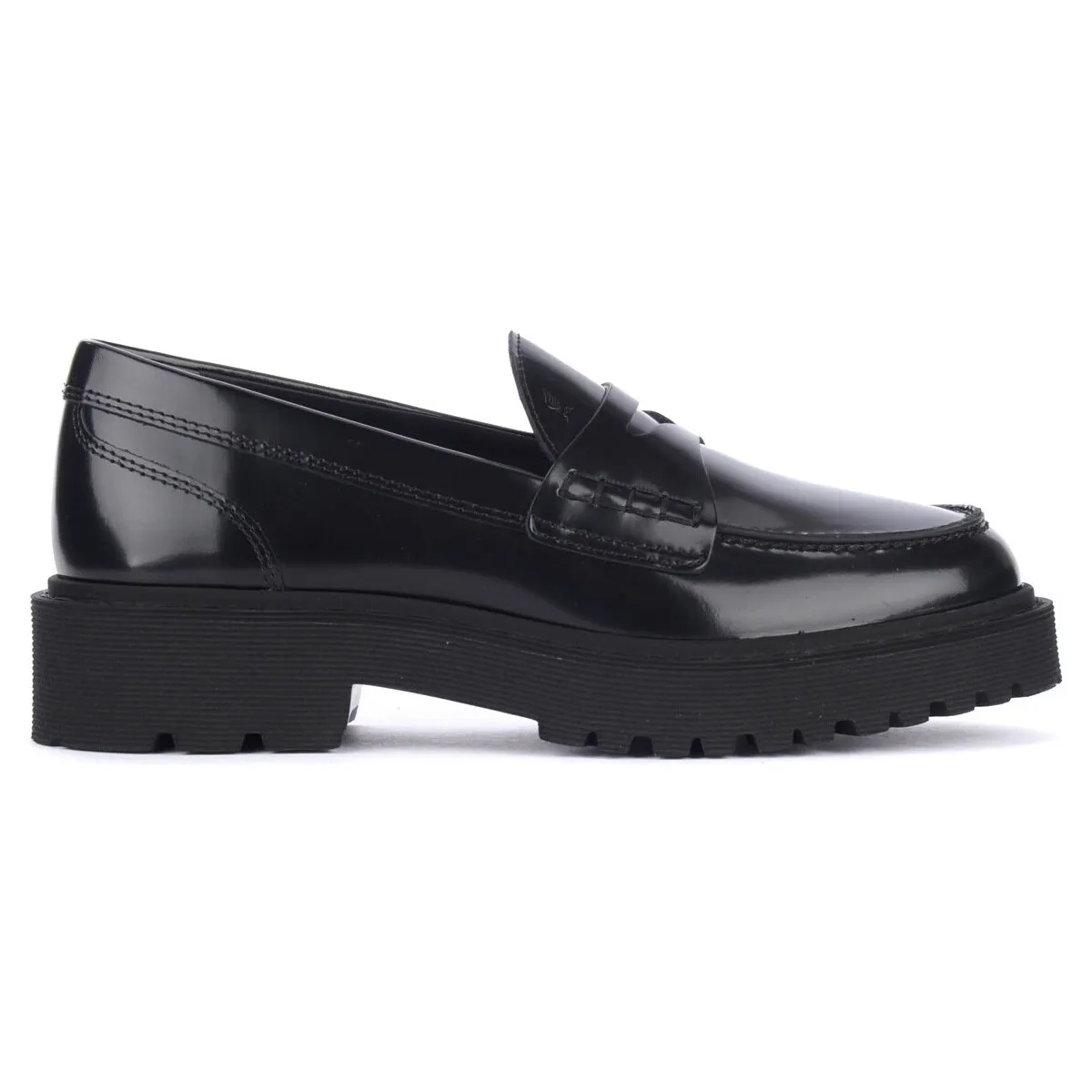 Mocasín de cuero negro  H543
