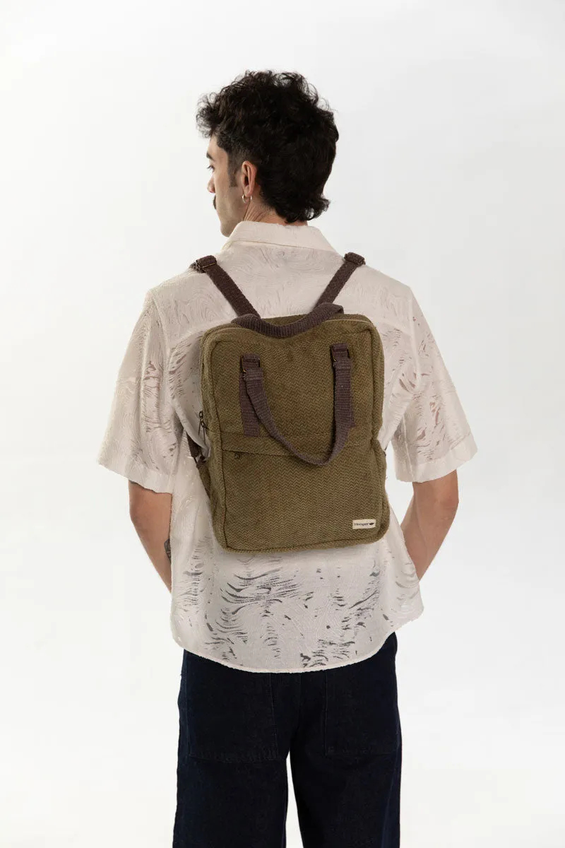 Mochila Gokyo Verde con Bolsillo Interior Ordenador