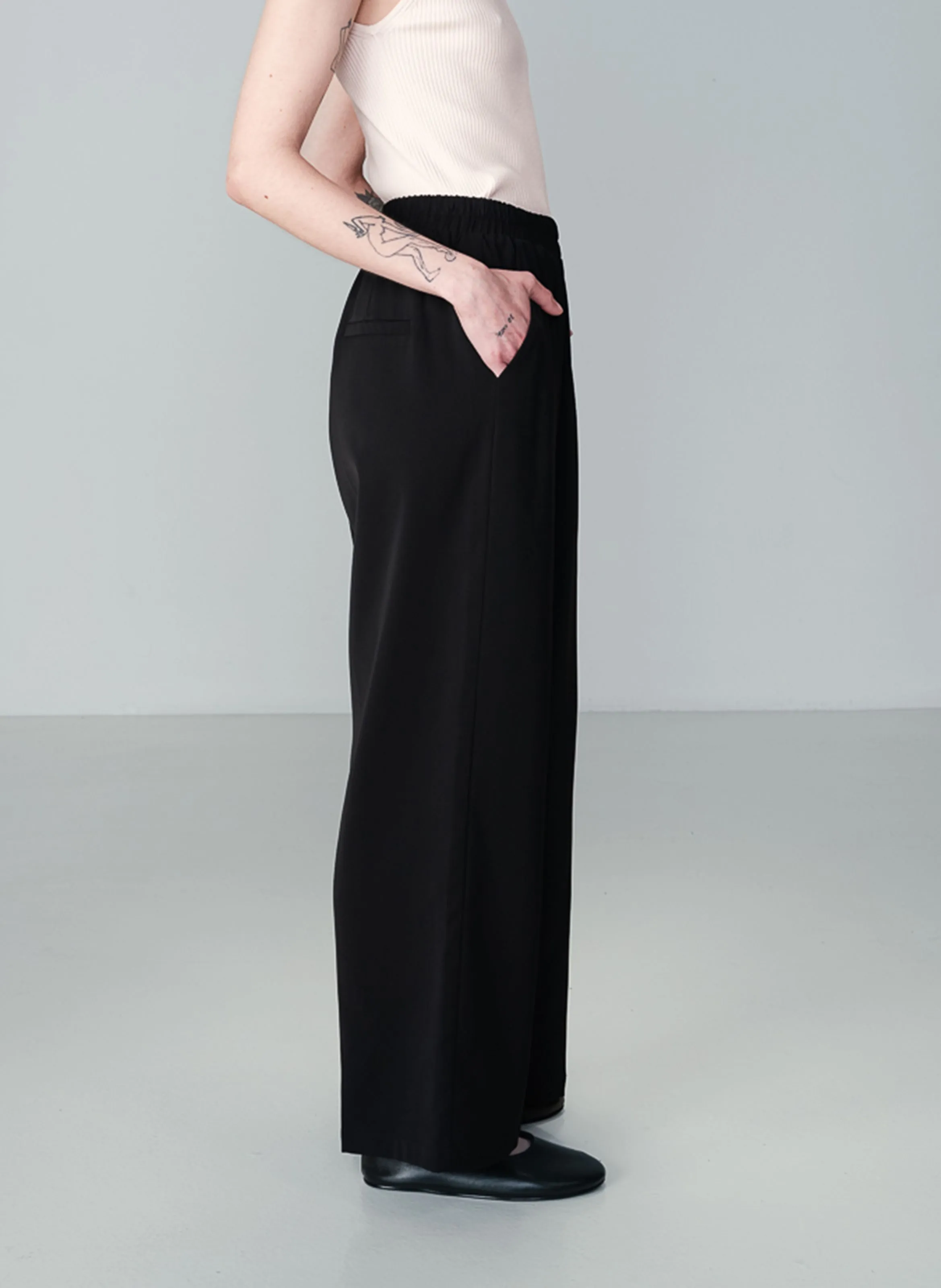 NOBLESSE  PANTALóN ANCHO EN NEGRO