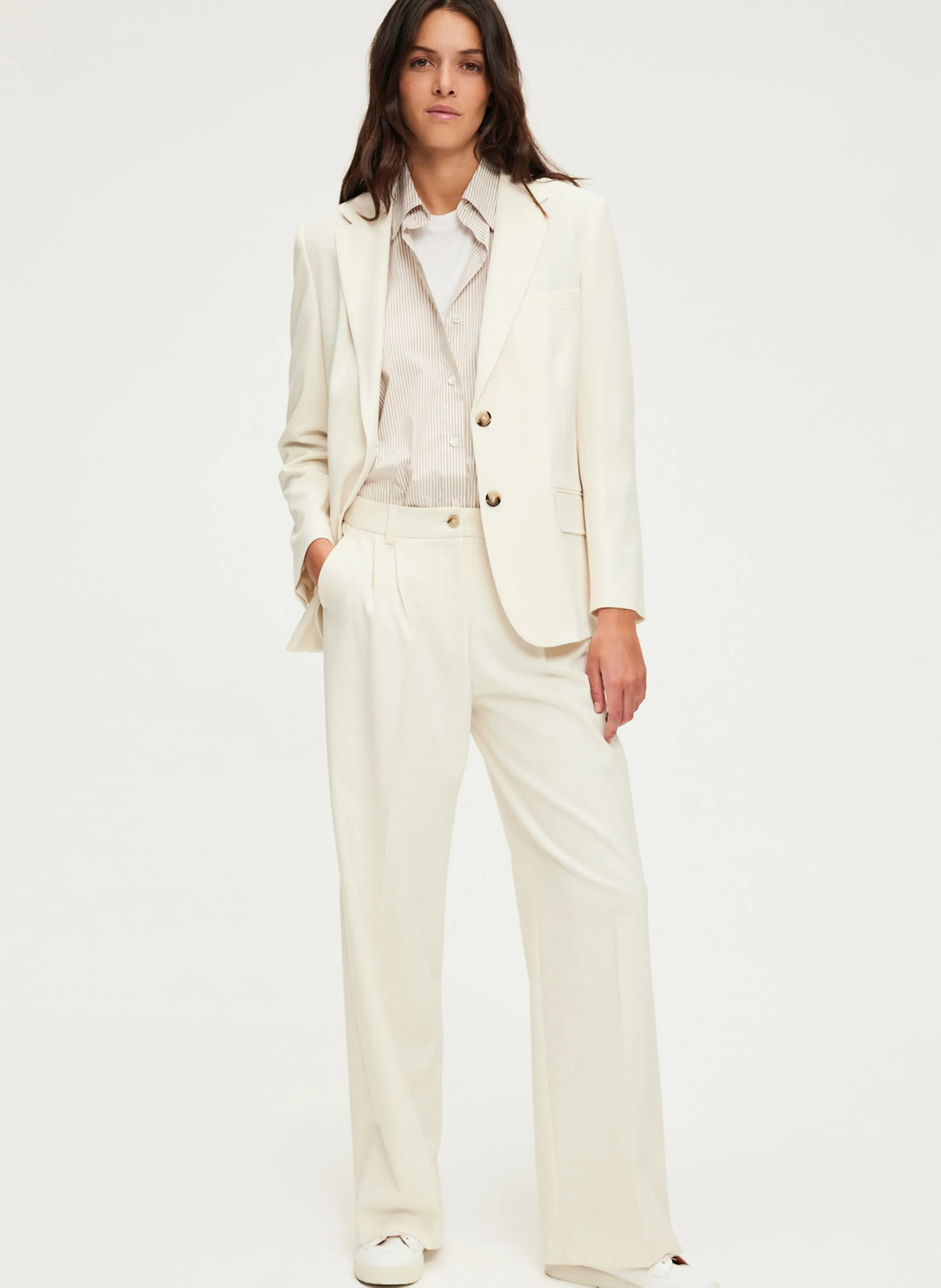 NOUAILA  PANTALóN RECTO PLISADO EN BEIGE
