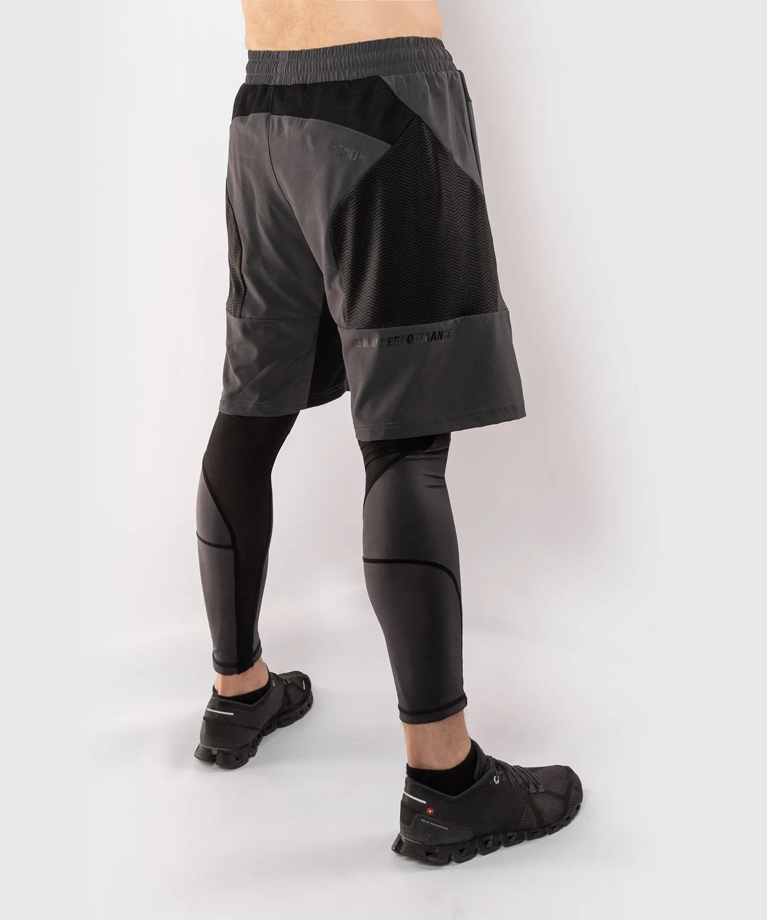 PANTALóN CORTO DE ENTRENAMIENTO VENUM GFIT  GRIS/NEGRO