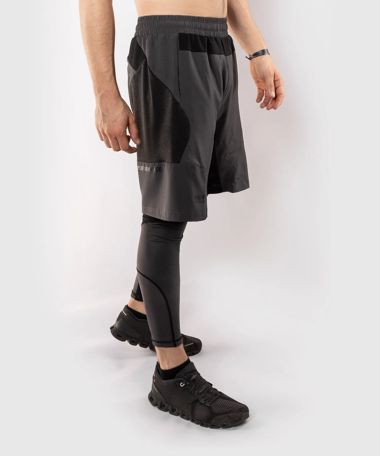 PANTALóN CORTO DE ENTRENAMIENTO VENUM GFIT  GRIS/NEGRO