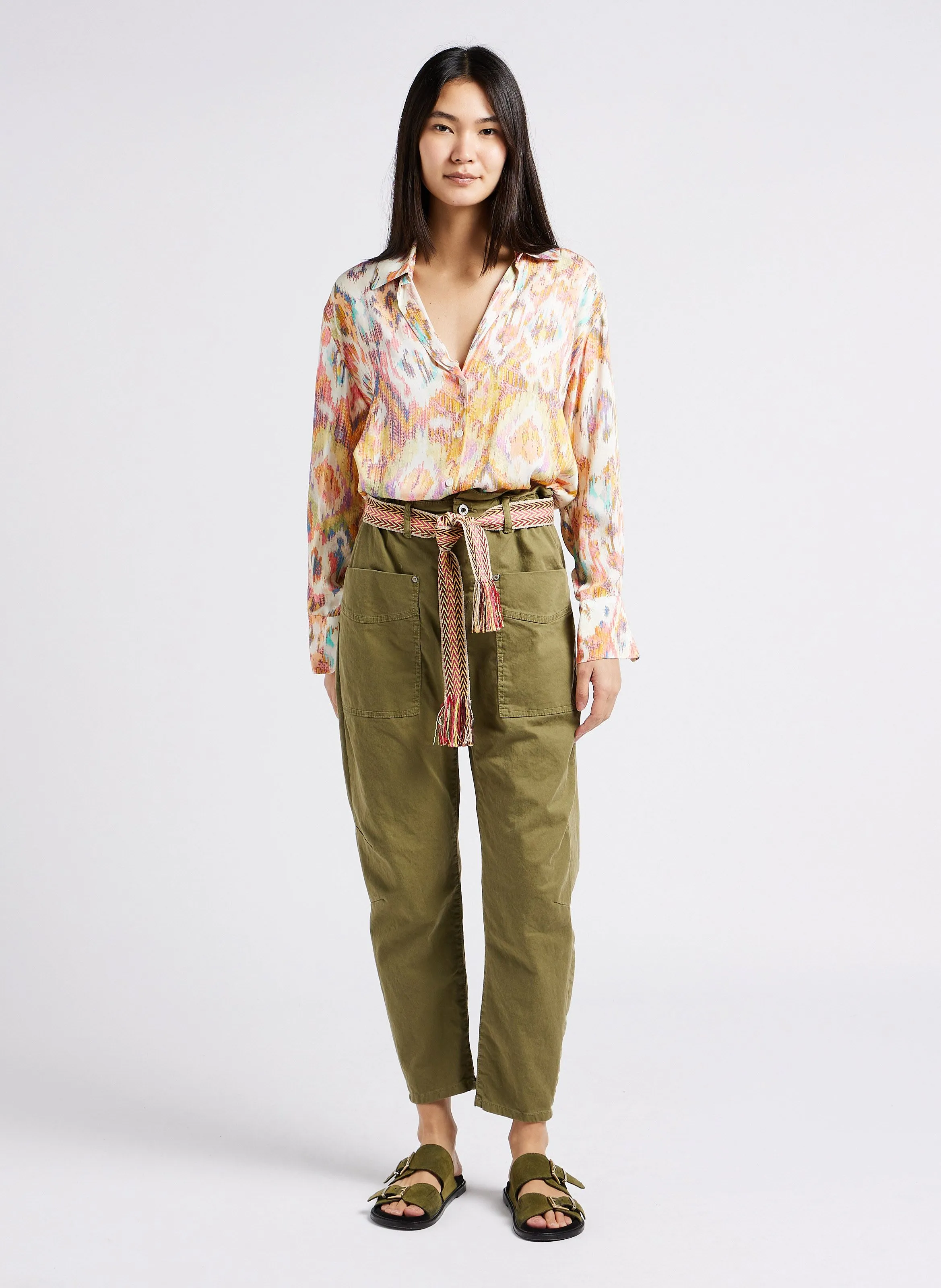 Pantalón recto estilo cargo de mezcla de algodón en caqui