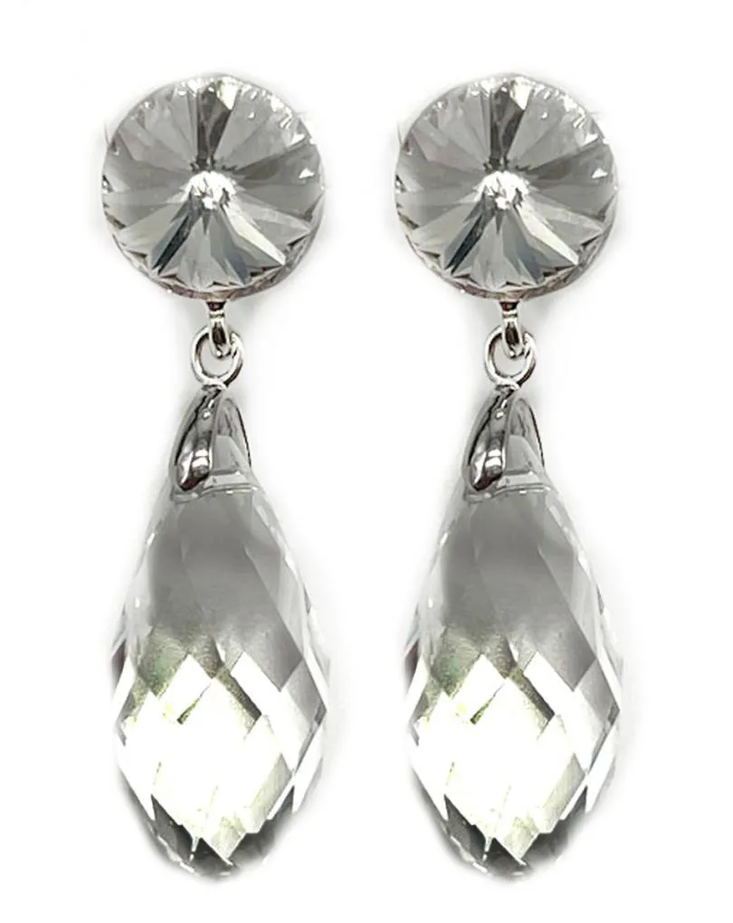 PENDIENTES ELEGANTES CON DELICADA LAGRIMA DE CRISTAL