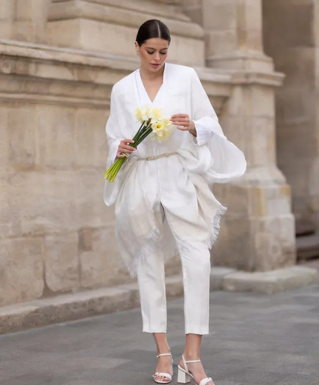 Peserico White linen poncho with lurex