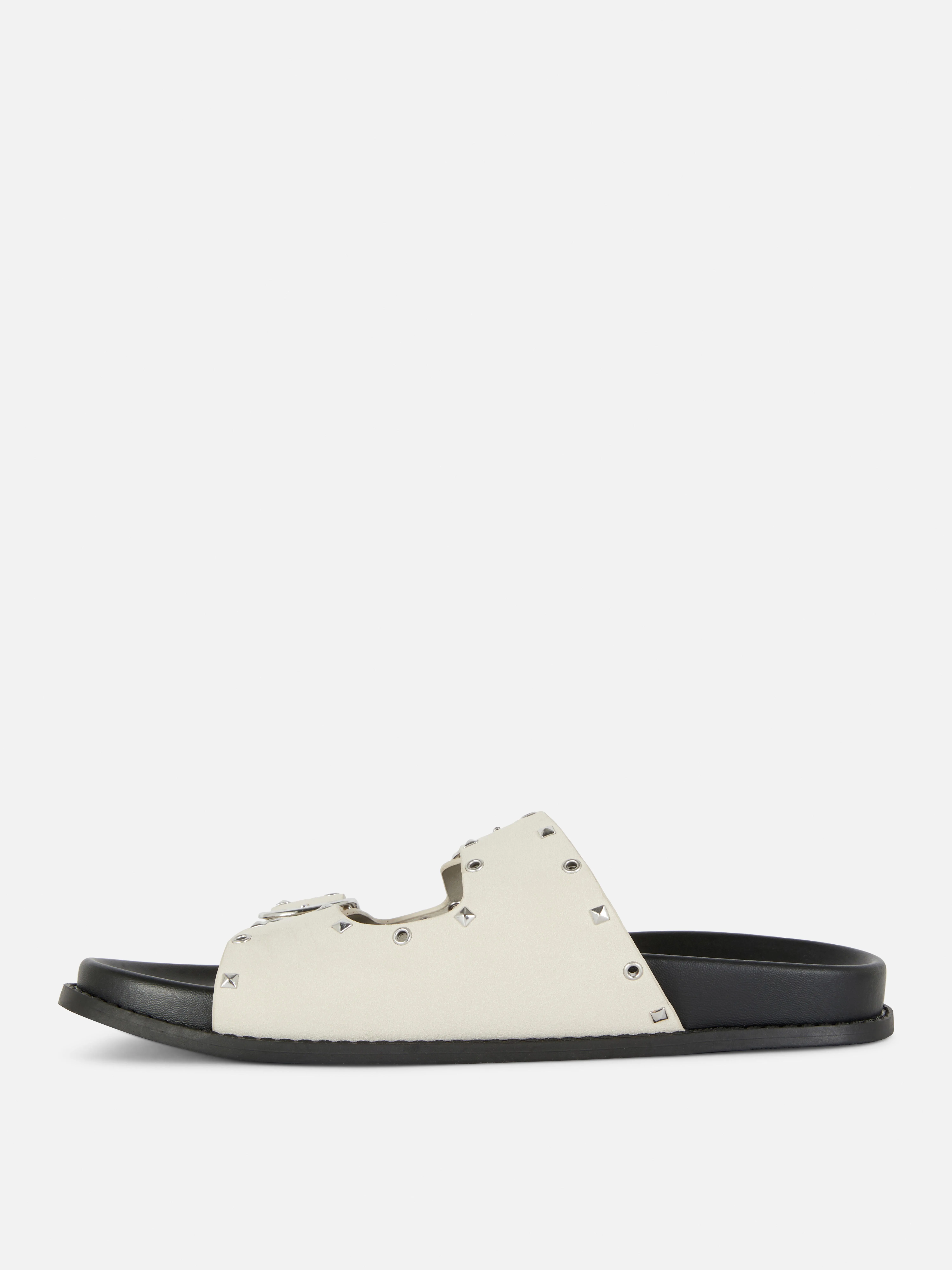 Sandalias de doble tira con plantilla y tachuelas