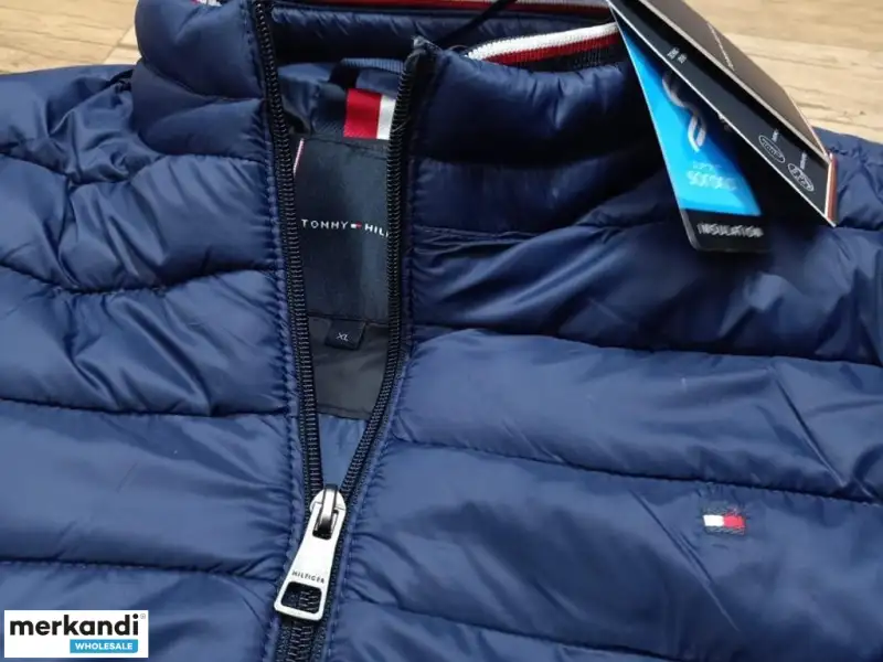 TOMMY HILFIGER CHAQUETAS CON CAPUCHA ACOLCHADAS PARA HOMBRES  OFERTAS DE ACCIONES . SUPER VENTA A PRECIO DE DESCUENTO !!