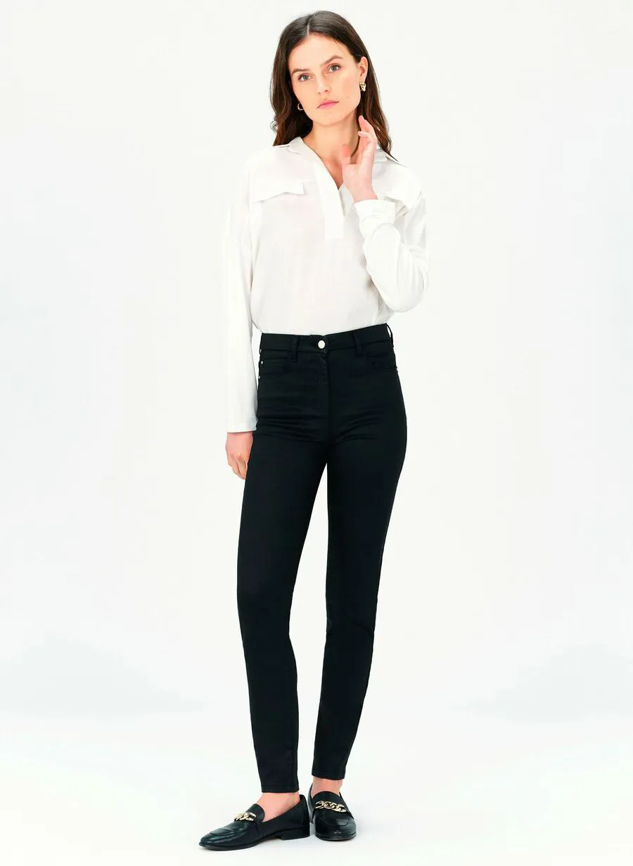 TONYCOAT  PANTALóN SLIM DE MEZCLA DE ALGODóN EFECTO ENCERADO EN NEGRO