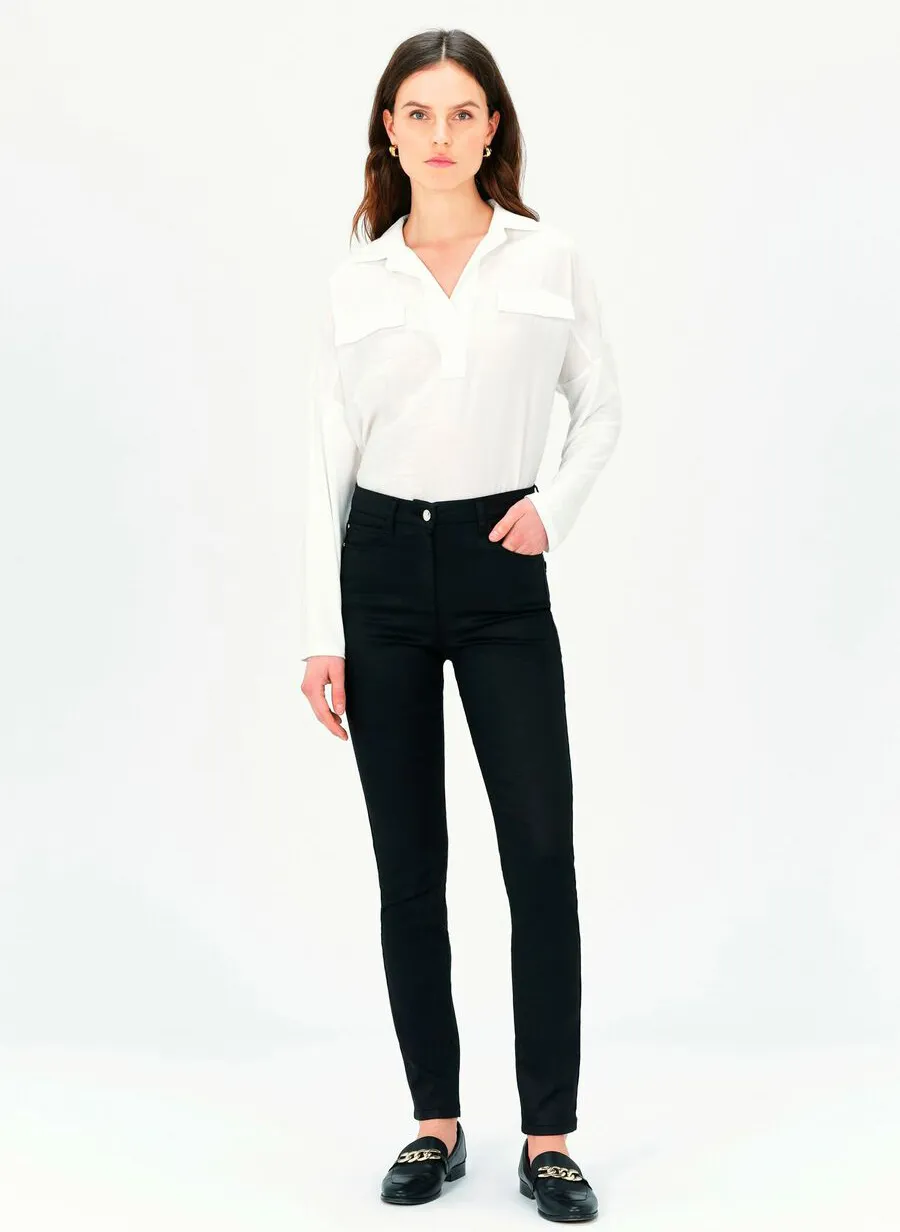 TONYCOAT  PANTALóN SLIM DE MEZCLA DE ALGODóN EFECTO ENCERADO EN NEGRO
