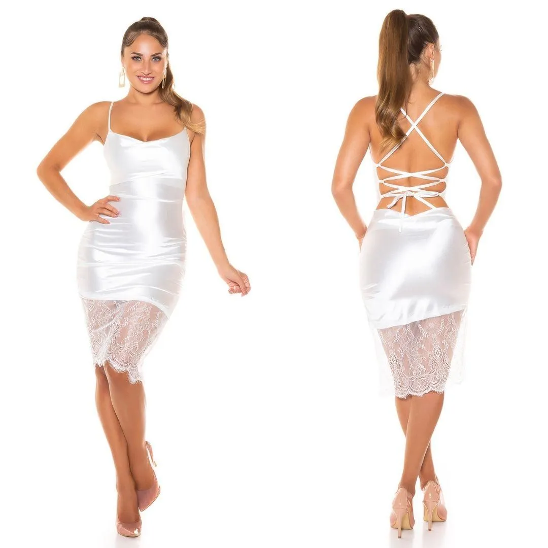Vestido efecto seda con encaje blanco