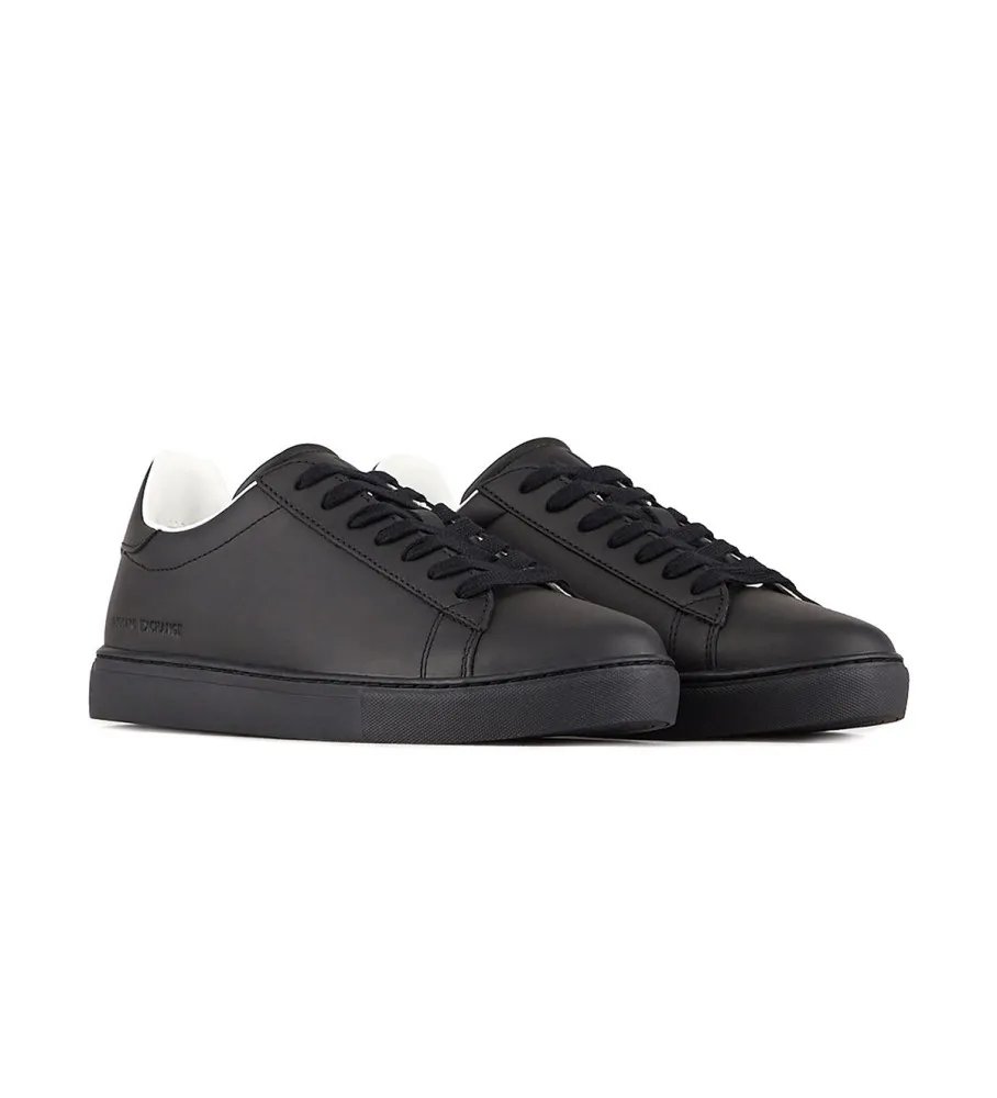 Zapatillas de cuero basicas negro