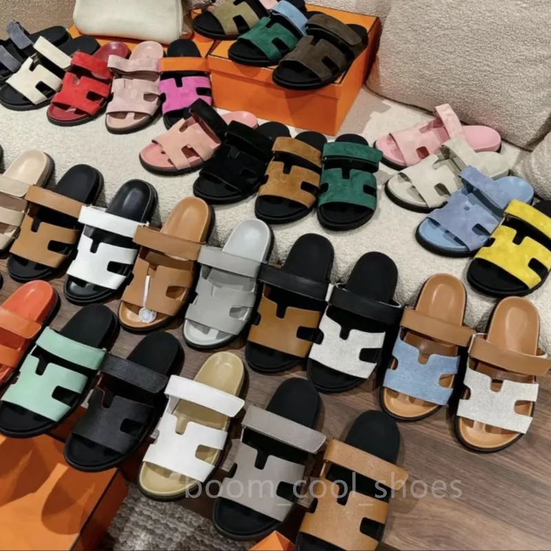 Zapatillas planas diseñador toboganes mujeres sandalias de cuero chanclas de cuero lienzo tobogán pelada de peluche fuzzy zapati