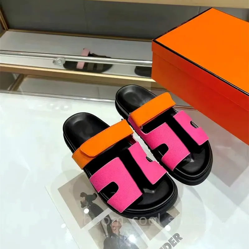 Zapatillas planas diseñador toboganes mujeres sandalias de cuero chanclas de cuero lienzo tobogán pelada de peluche fuzzy zapati