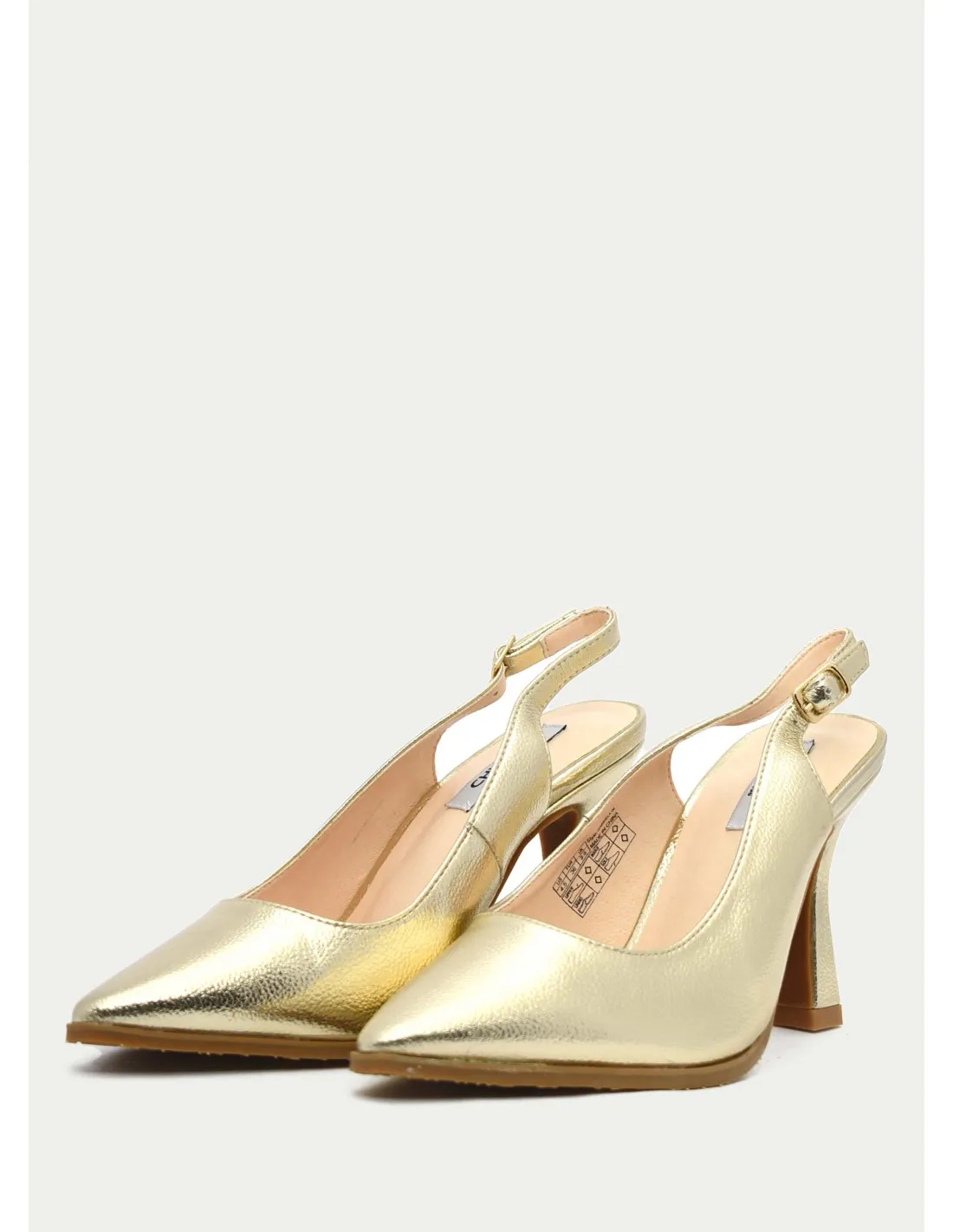 ZAPATO VESTIR CHIKA10 GABRIELA ORO 
